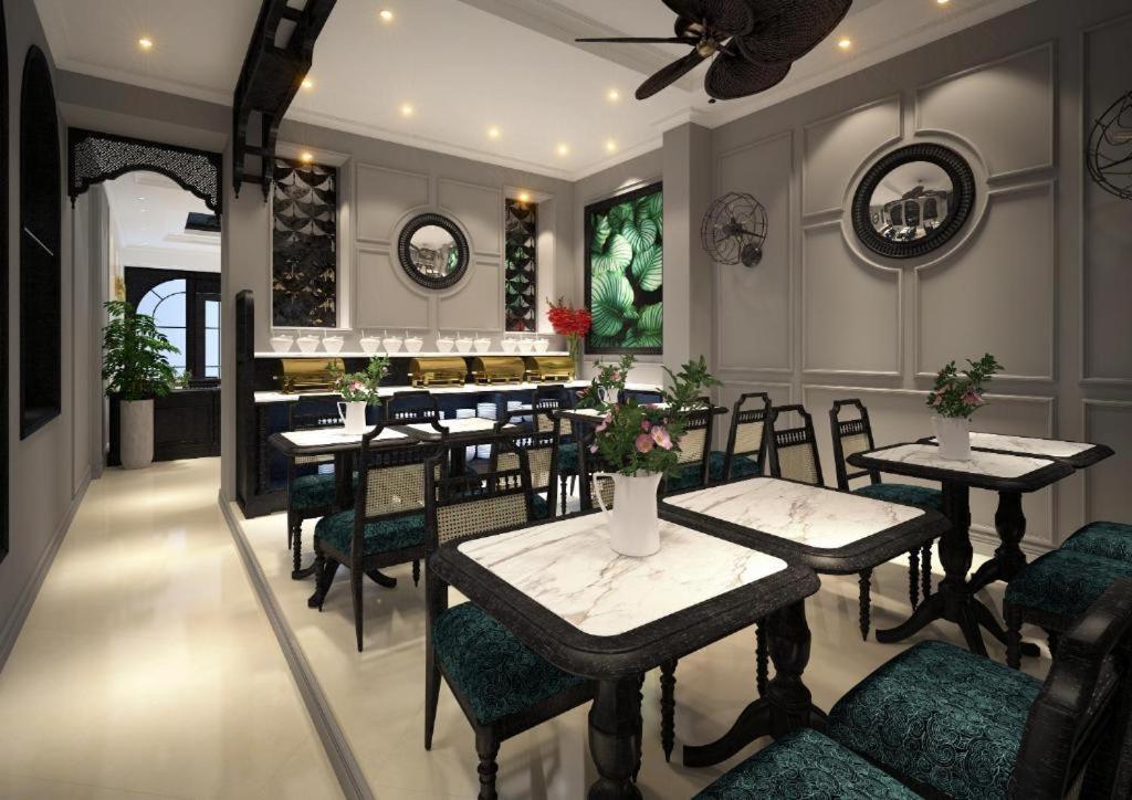 Hanoi Graceful Hotel And Travel Екстер'єр фото