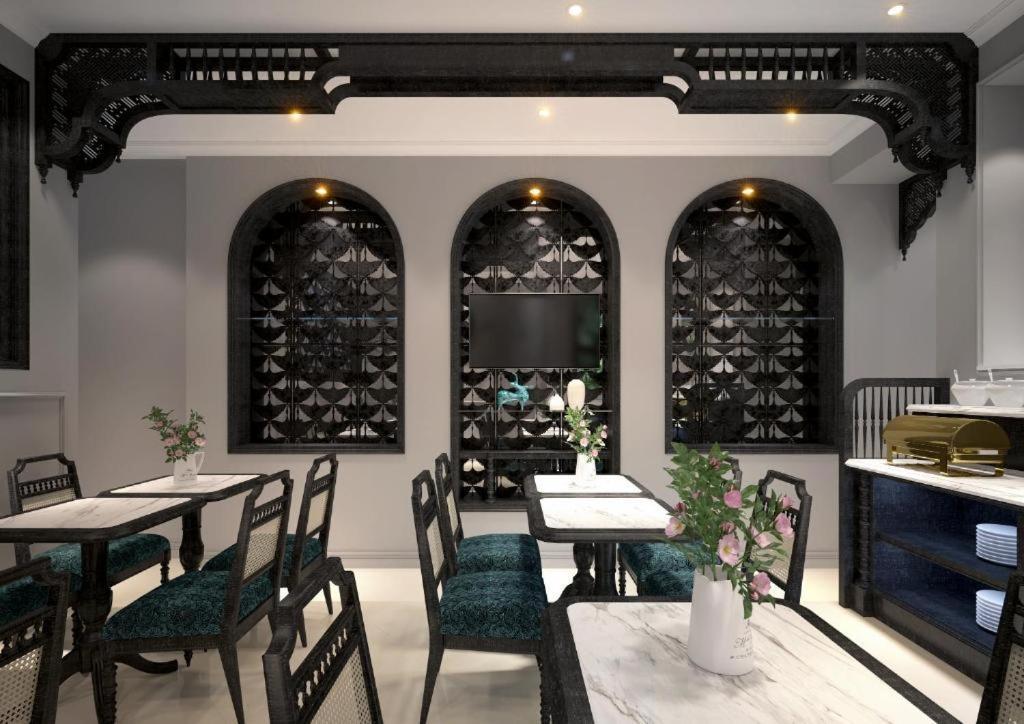 Hanoi Graceful Hotel And Travel Екстер'єр фото