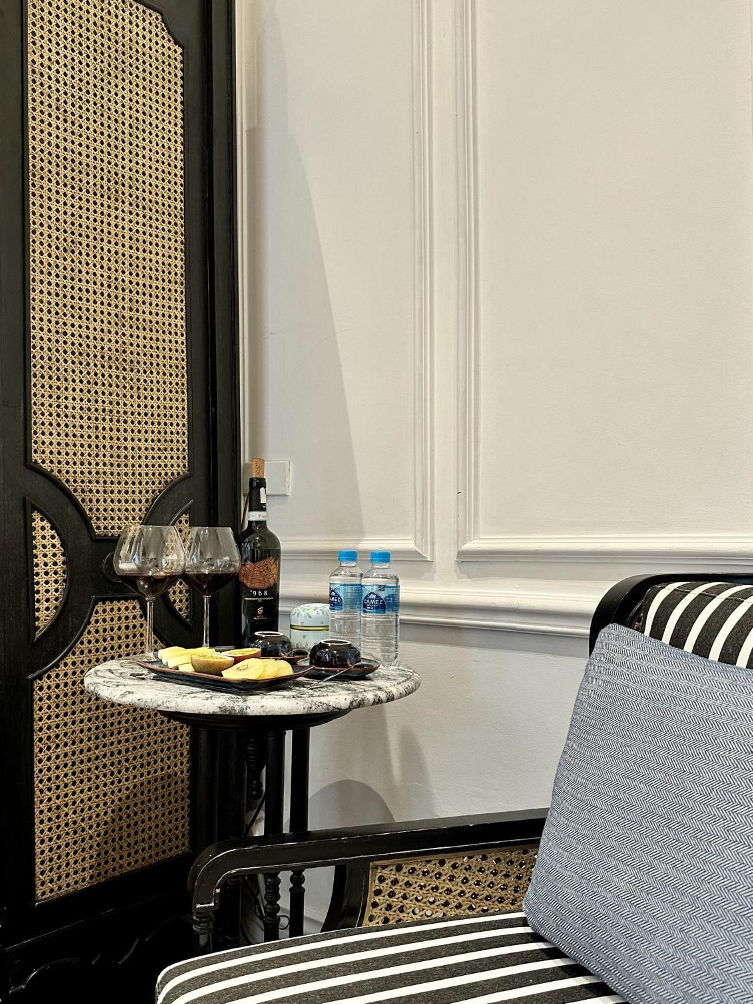 Hanoi Graceful Hotel And Travel Екстер'єр фото