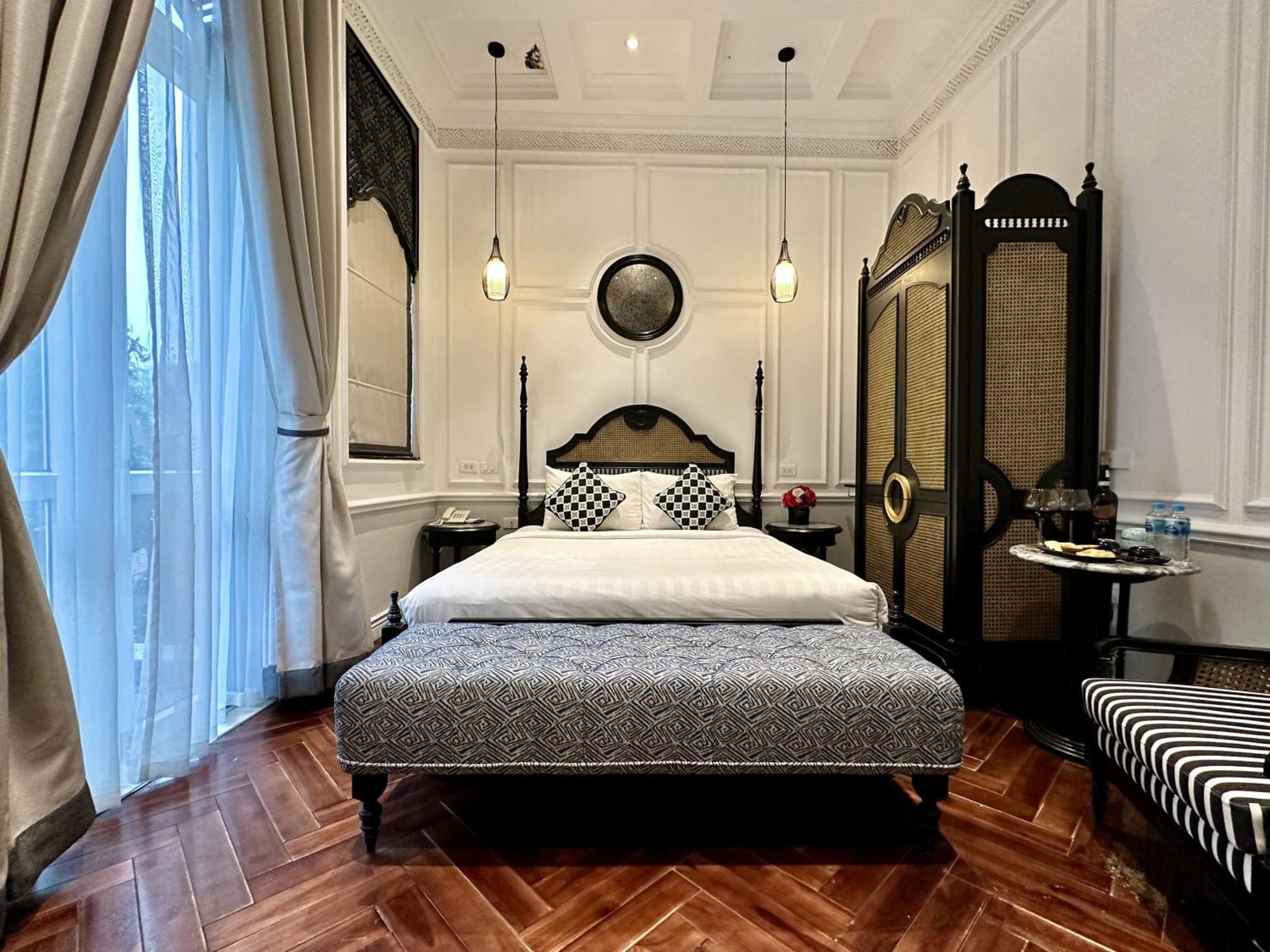 Hanoi Graceful Hotel And Travel Екстер'єр фото