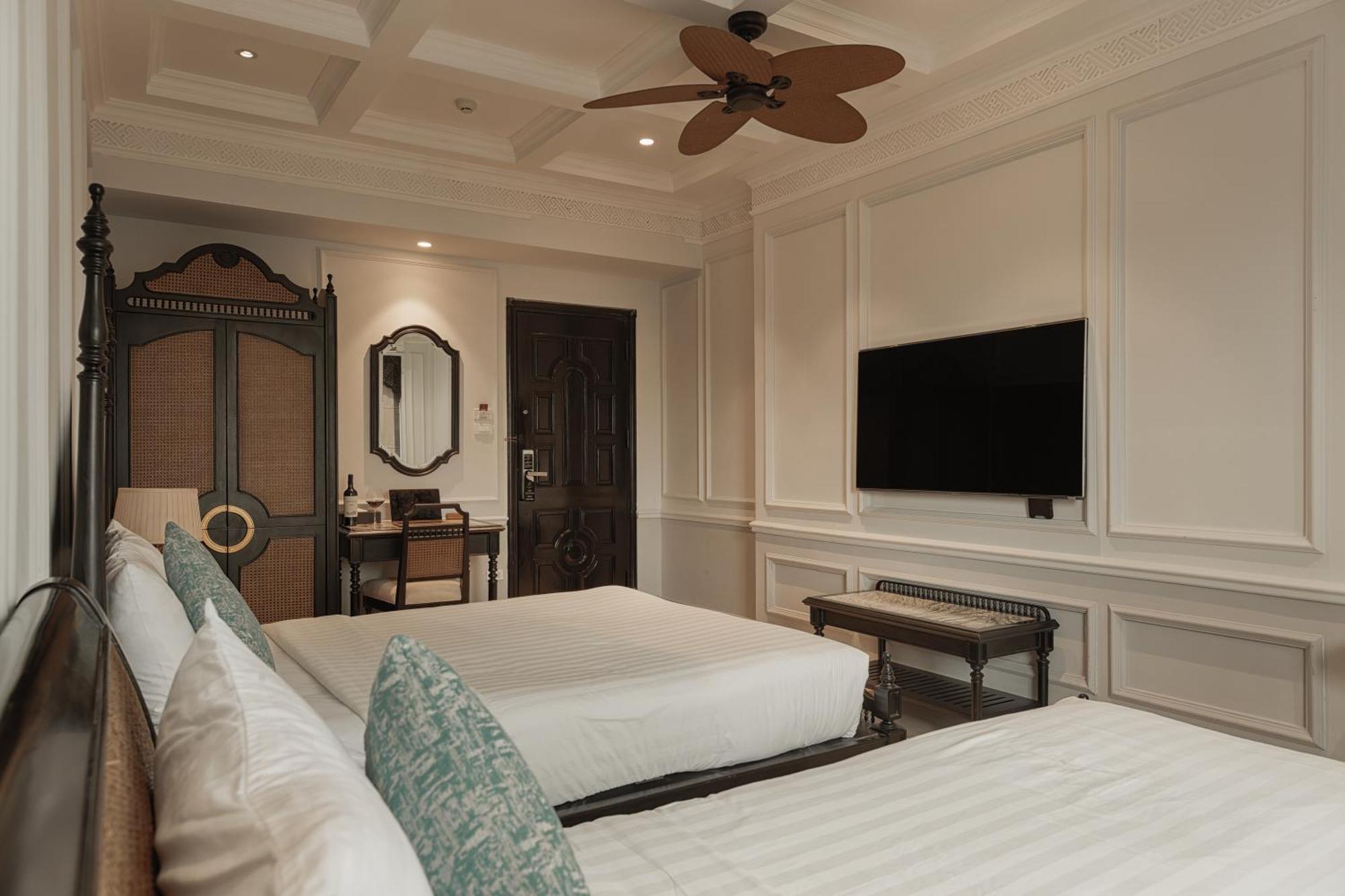 Hanoi Graceful Hotel And Travel Екстер'єр фото