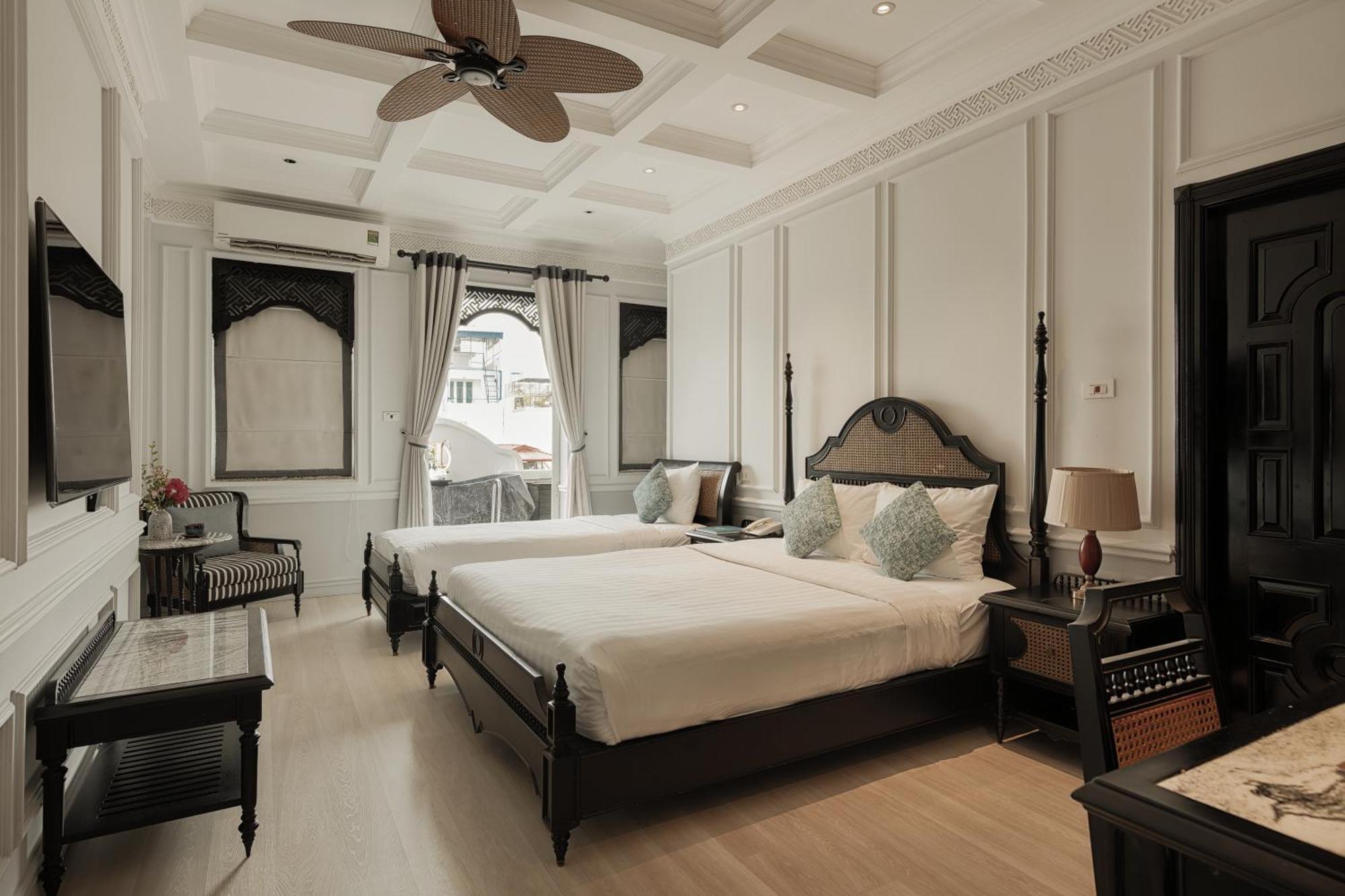 Hanoi Graceful Hotel And Travel Екстер'єр фото