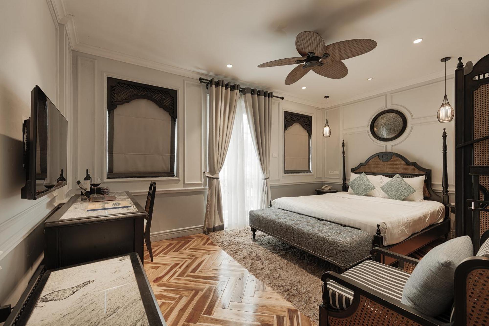 Hanoi Graceful Hotel And Travel Екстер'єр фото