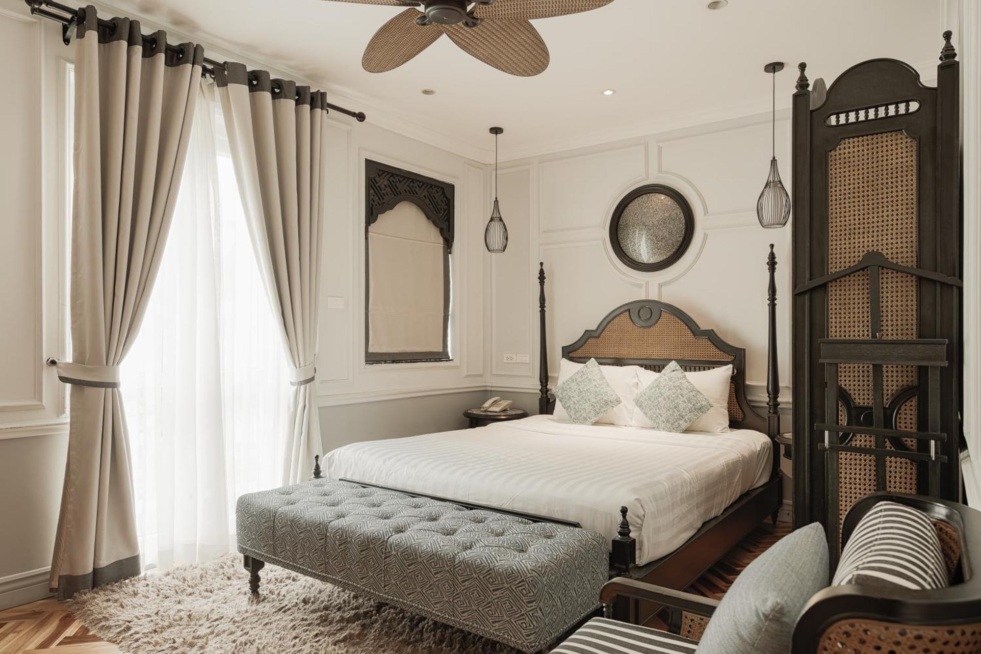 Hanoi Graceful Hotel And Travel Екстер'єр фото