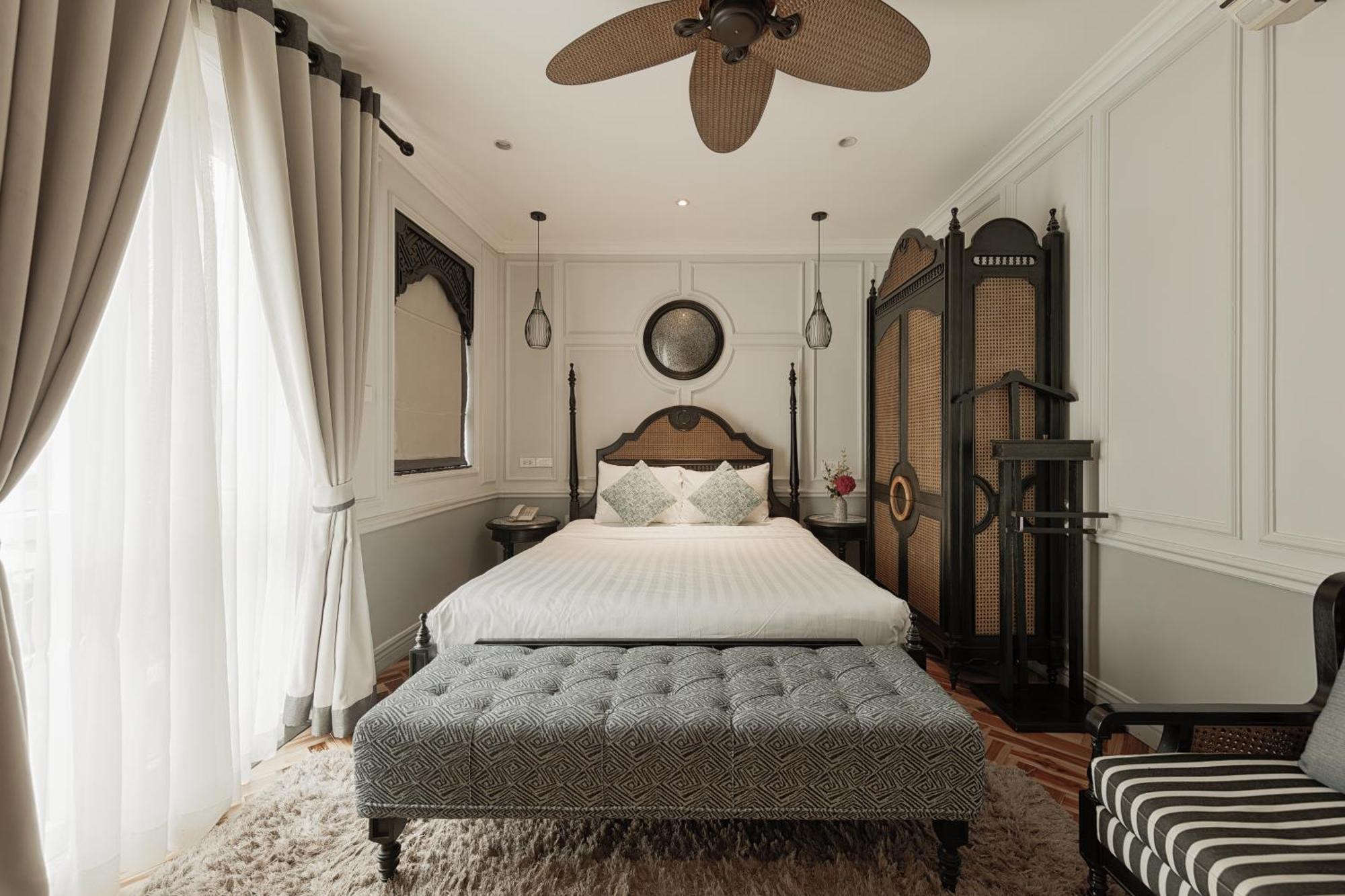 Hanoi Graceful Hotel And Travel Екстер'єр фото